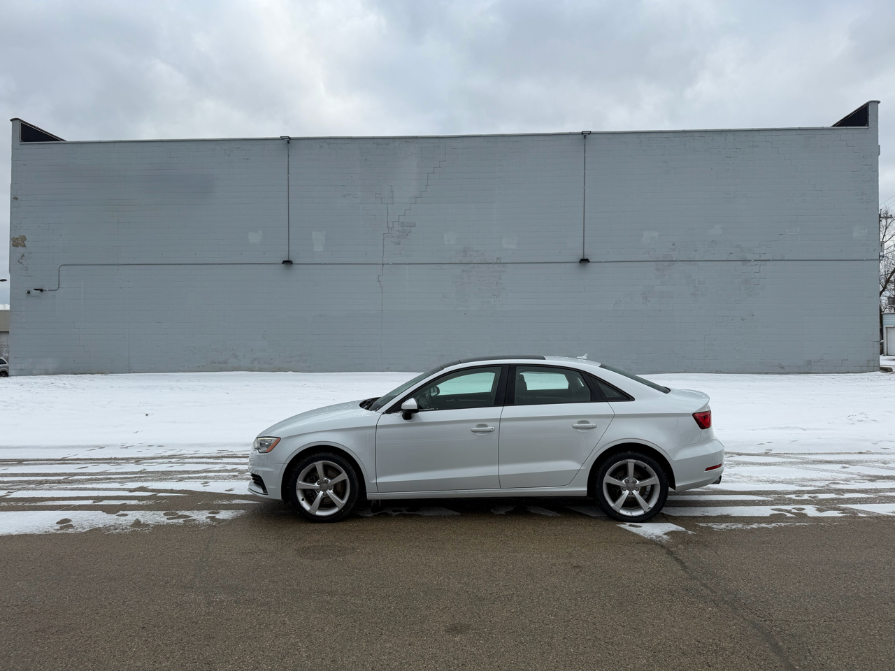 Audi S3 2.0T Premium Plus quattro 2015