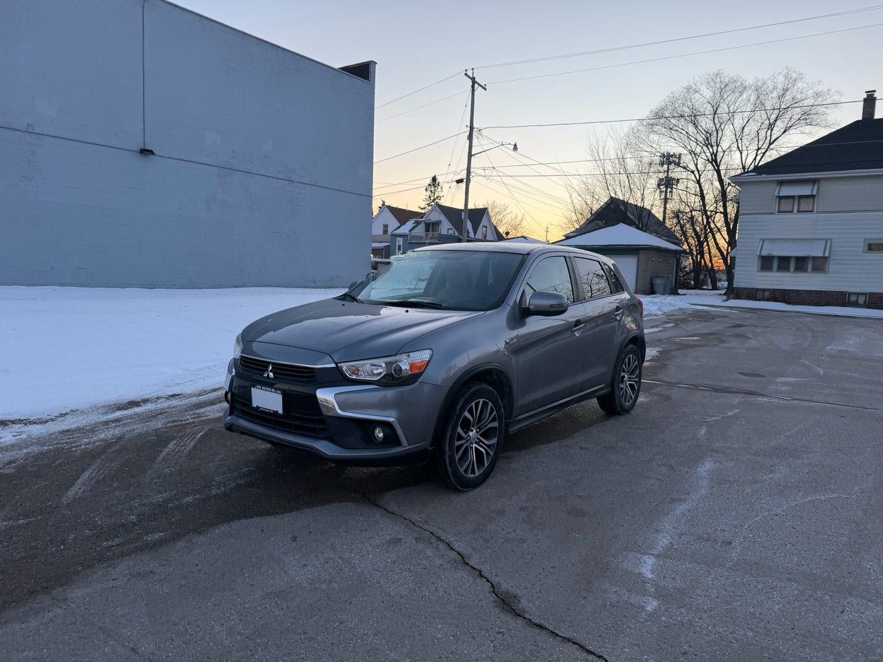 Mitsubishi Outlander Sport 2.4 SE 4WD CVT 2017