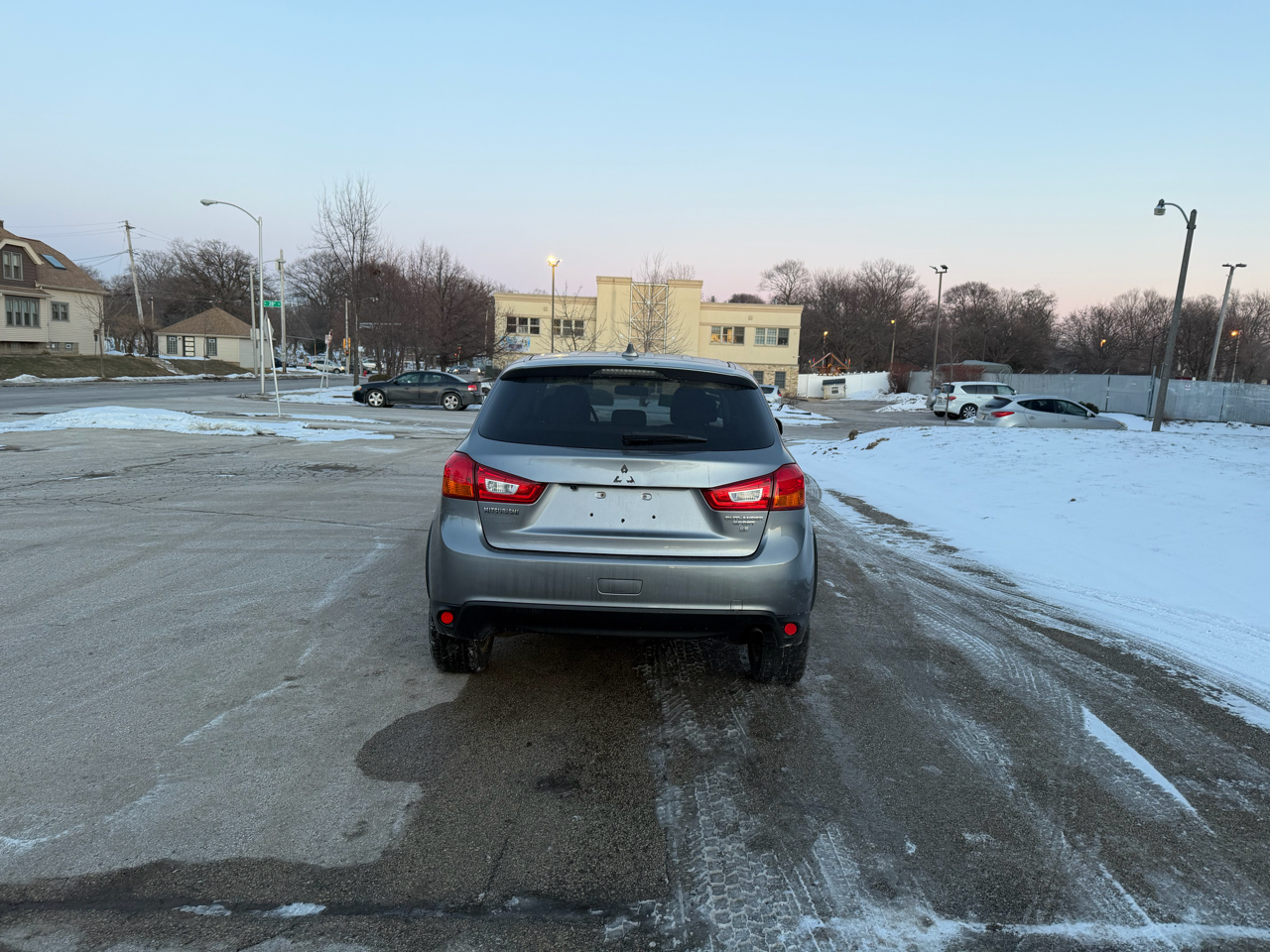 Mitsubishi Outlander Sport 2.4 SE 4WD CVT 2017