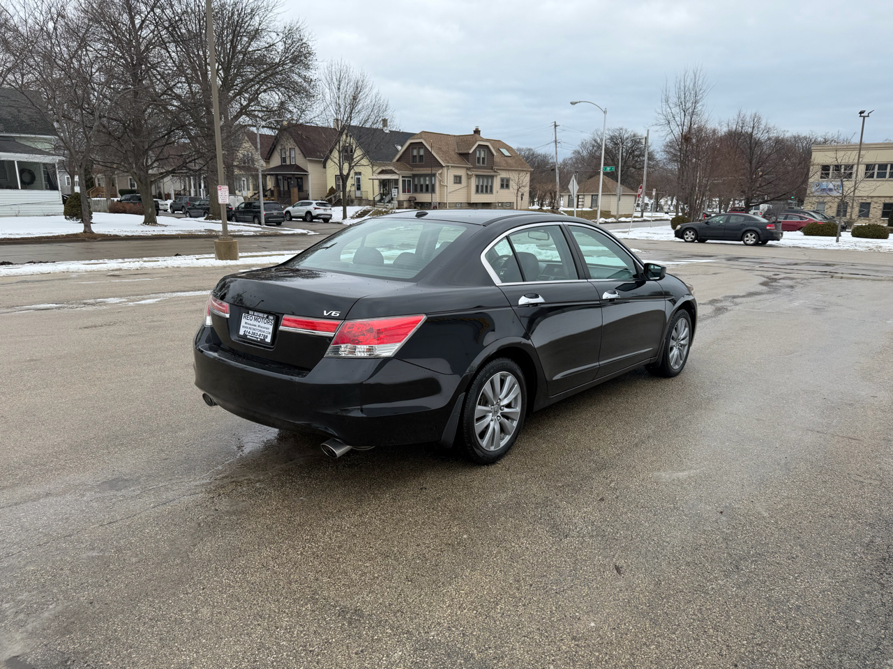 Honda Accord EX-L V6 Sedan AT 2012