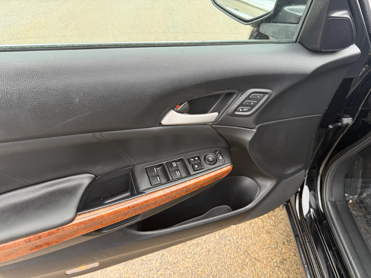 Honda Accord EX-L V6 Sedan AT 2012