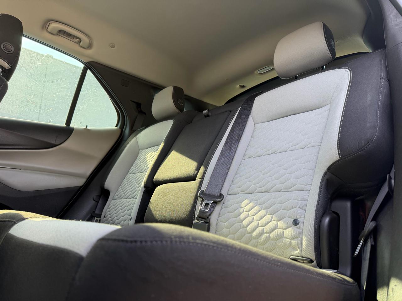 Nissan Pathfinder SV 4WD 2015