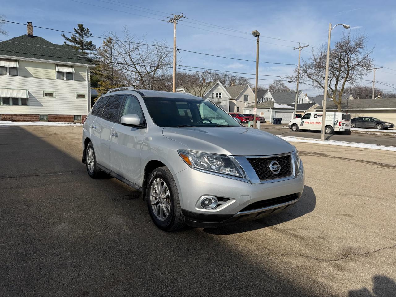2015 Nissan Pathfinder SV 4WD
