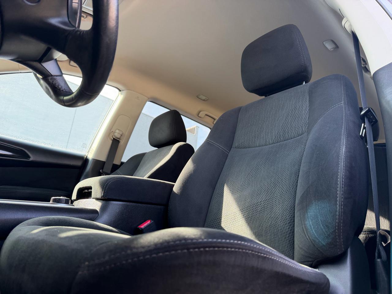 Nissan Pathfinder SV 4WD 2015