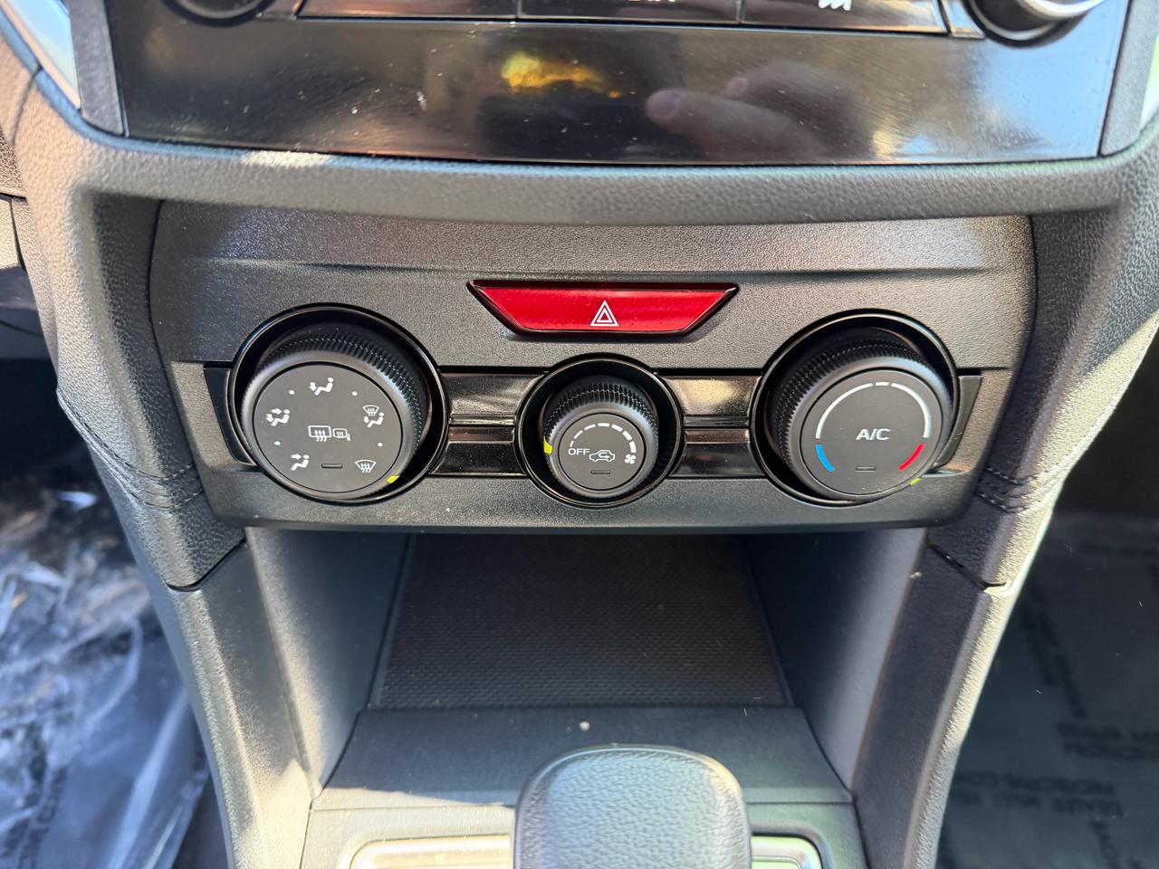 Subaru Impreza 2.0i Premium CVT 4-Door 2019