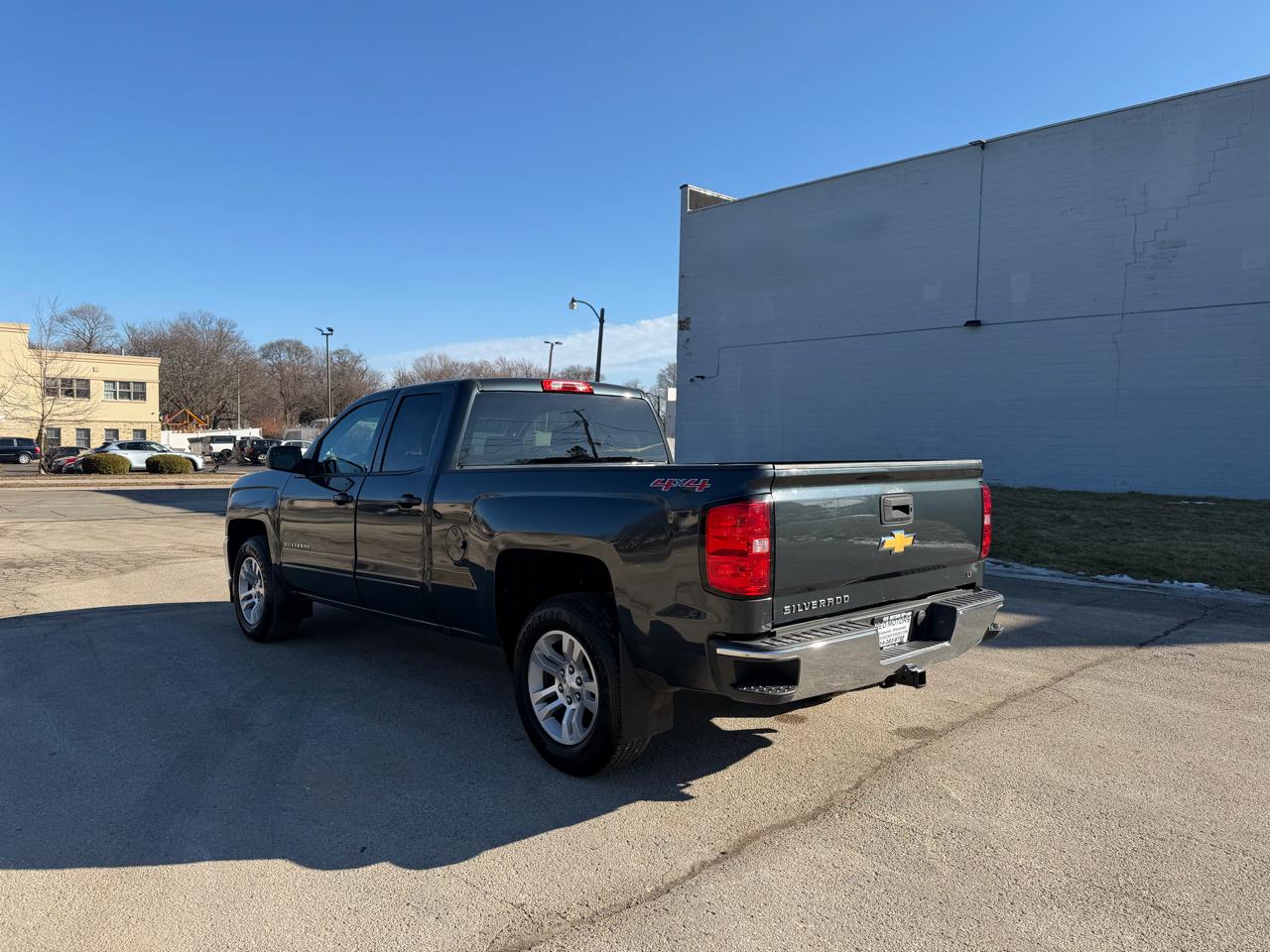 Chevrolet Silverado 1500 LT Double Cab 4WD 2017