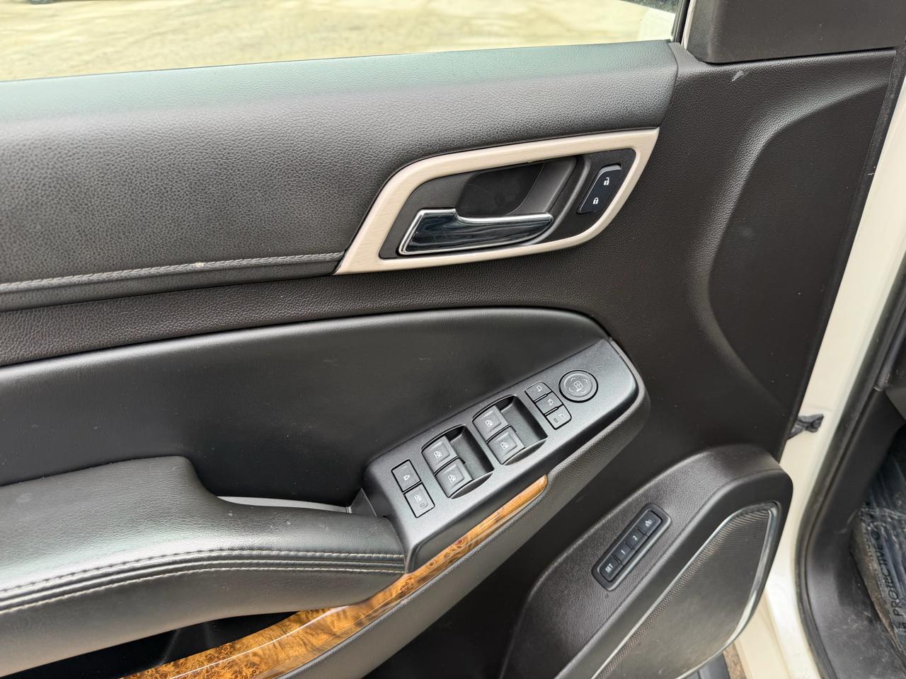 GMC Yukon Denali 4WD 2015