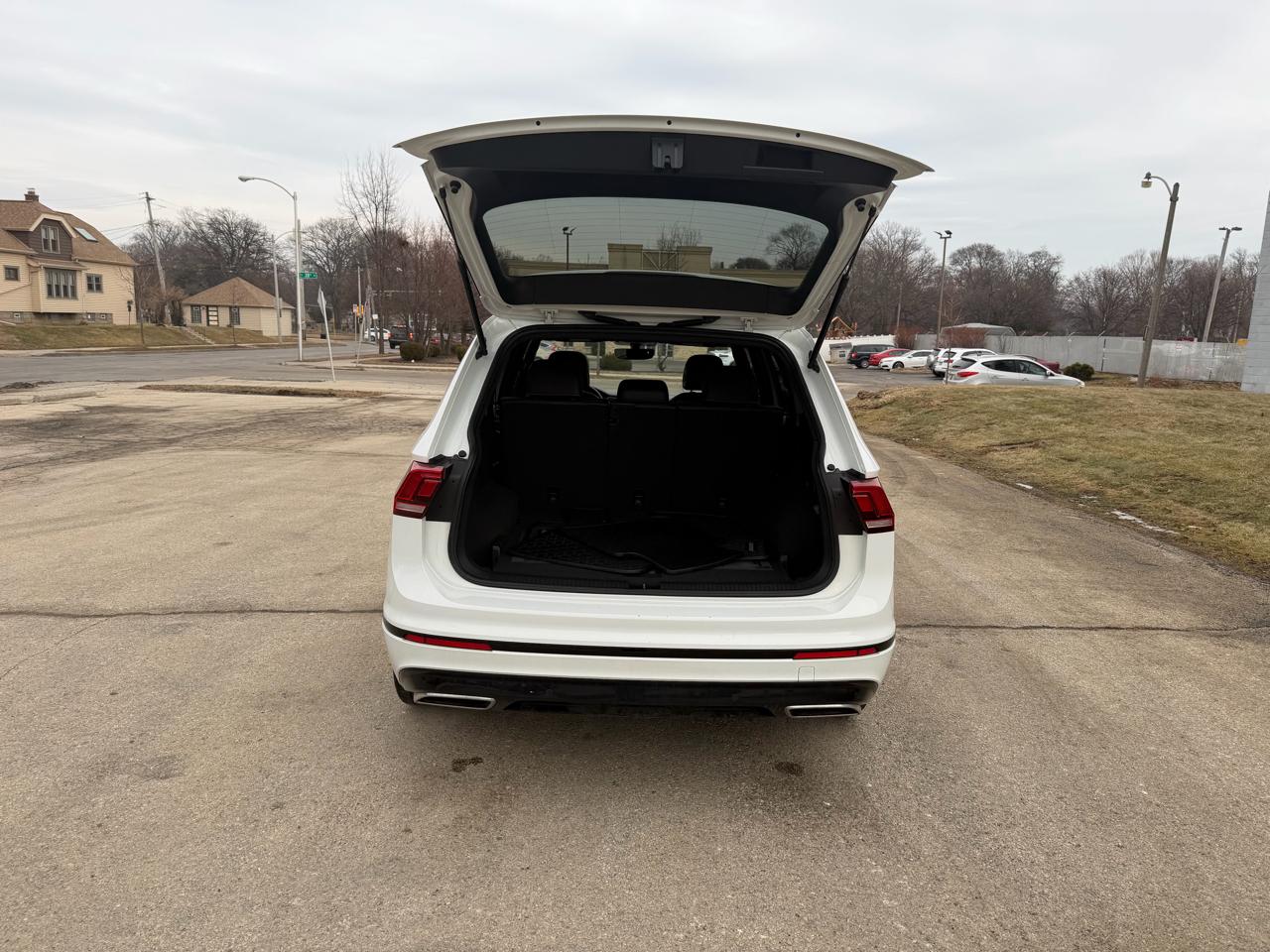 Volkswagen Tiguan SE 4Motion 2021