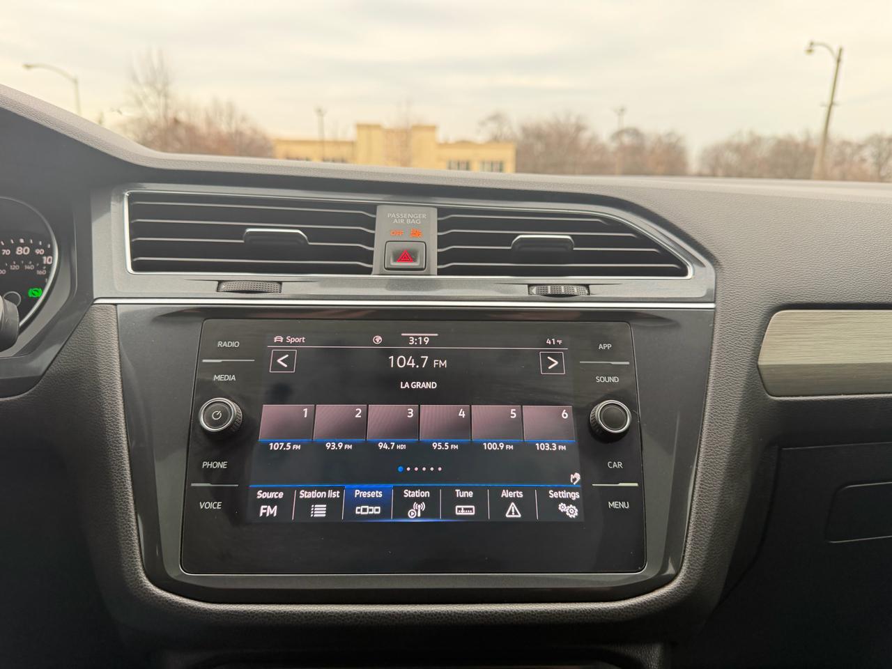 Volkswagen Tiguan SE 4Motion 2021