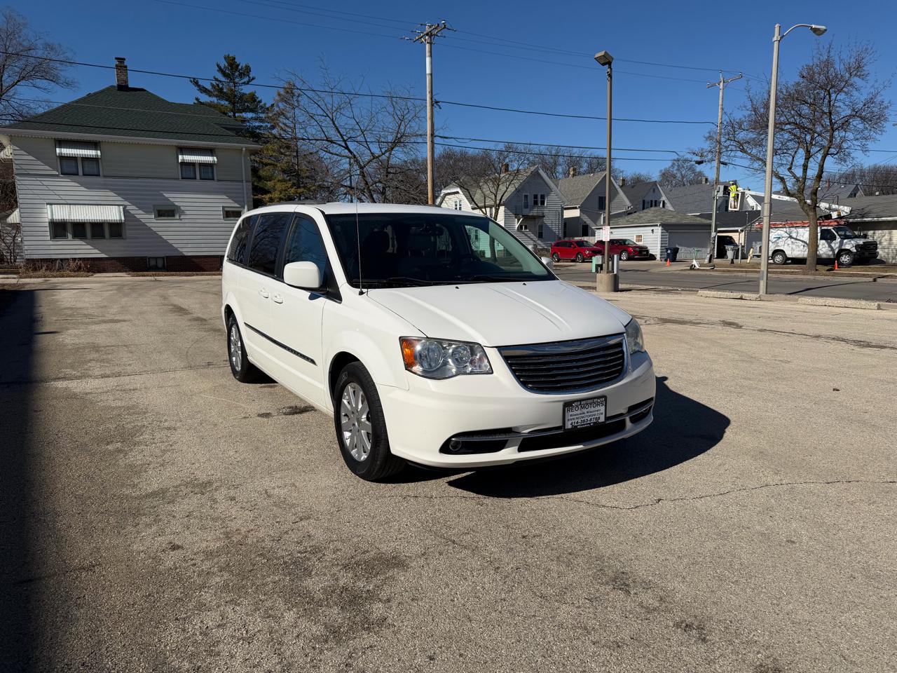 2013 Chrysler Town & Country Touring
