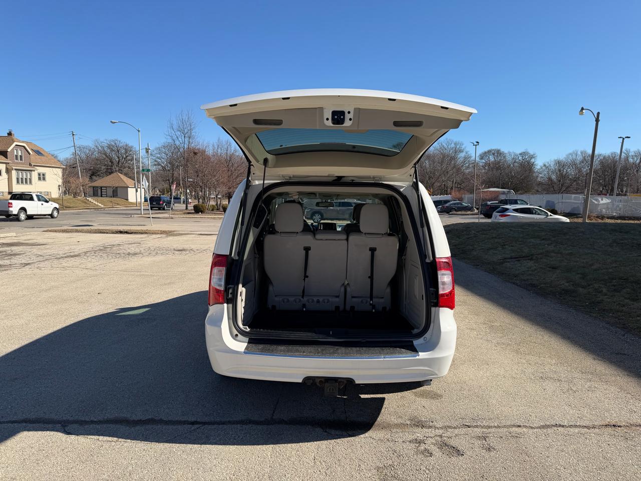 Chrysler Town & Country Touring 2013