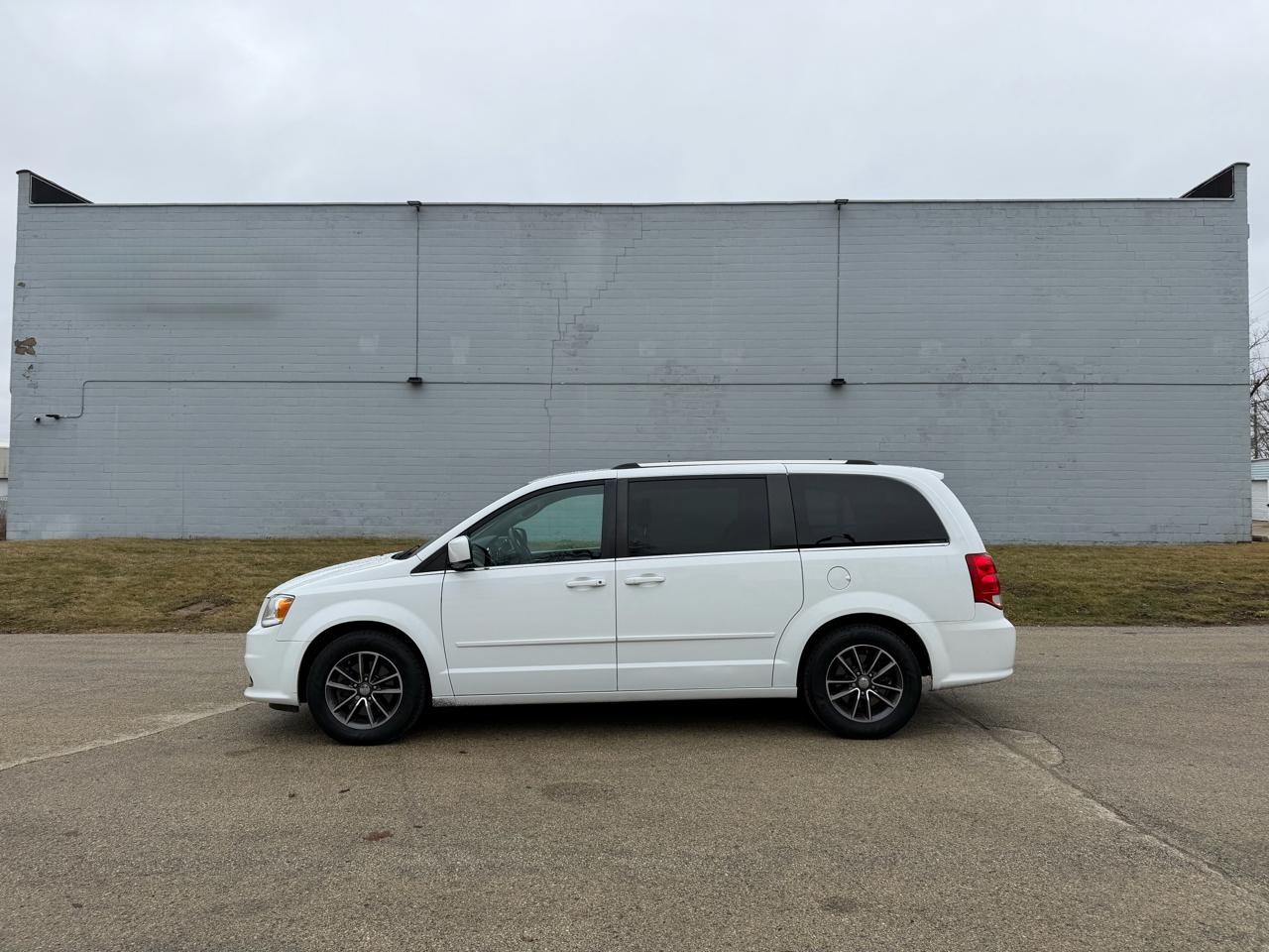 Dodge Grand Caravan SXT 2017