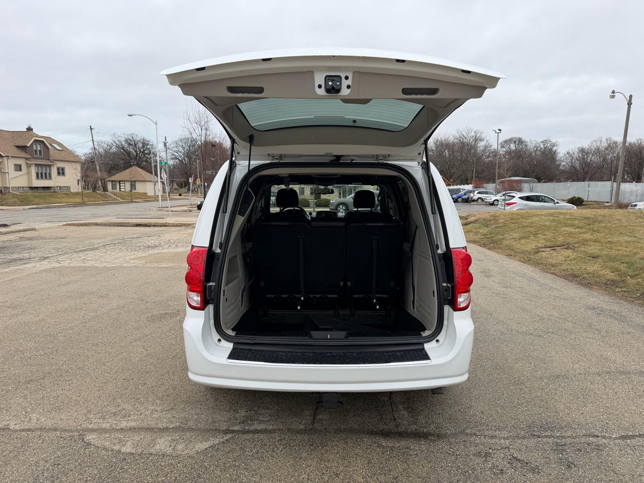 Dodge Grand Caravan SXT 2017