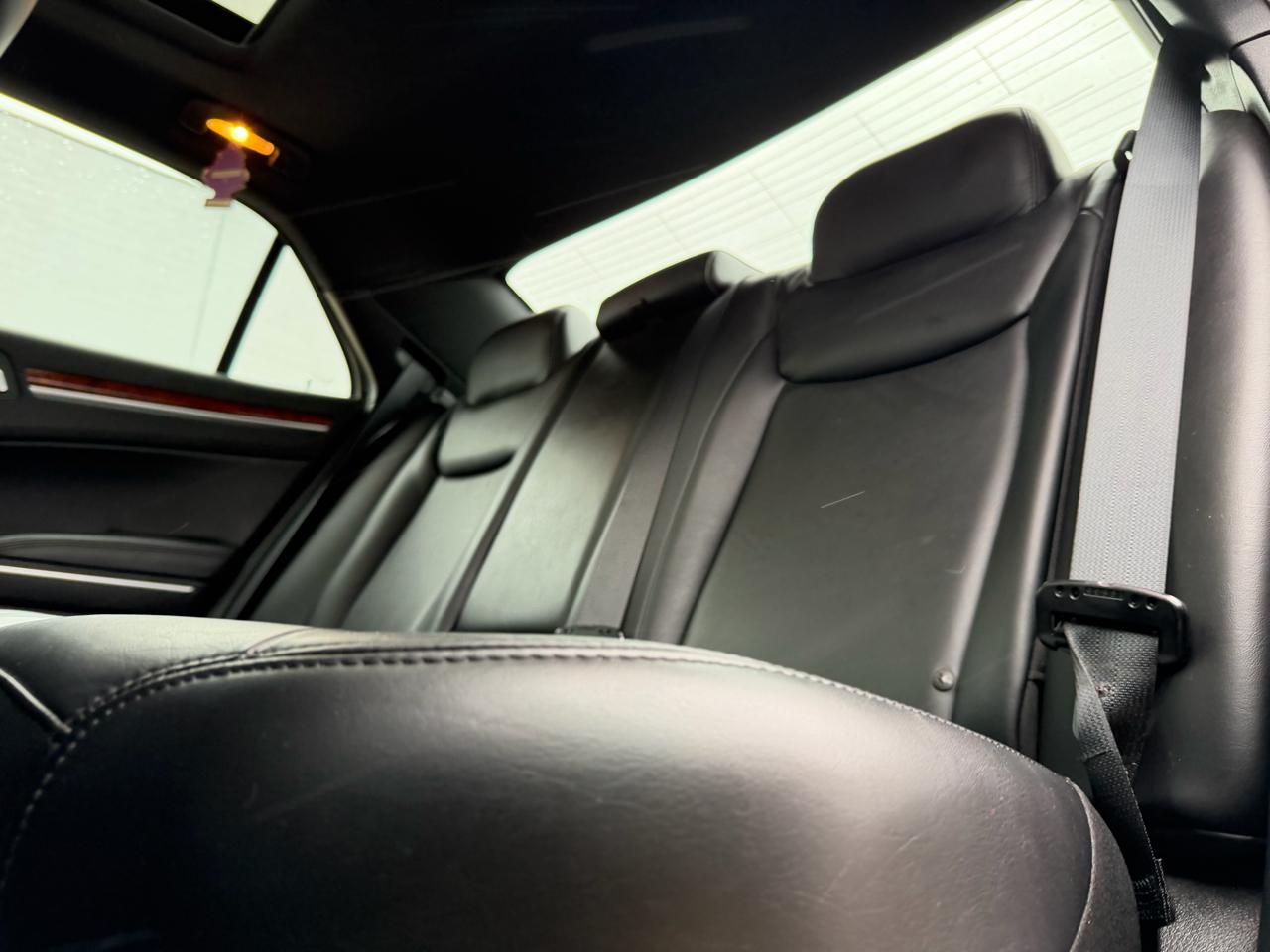 Chrysler 300 RWD 2013