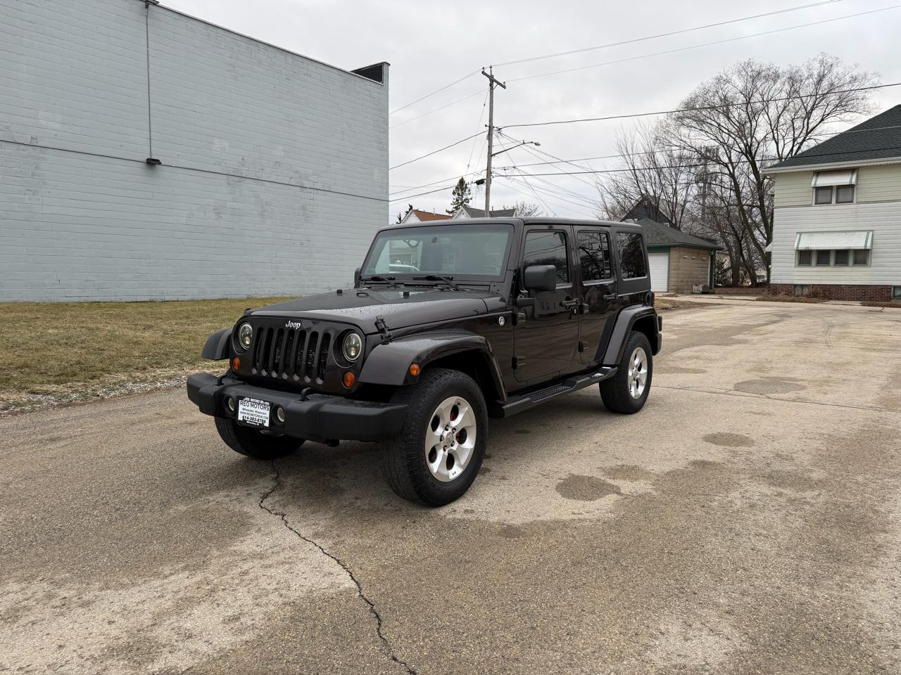 Jeep Wrangler Unlimited Sahara 4WD 2013