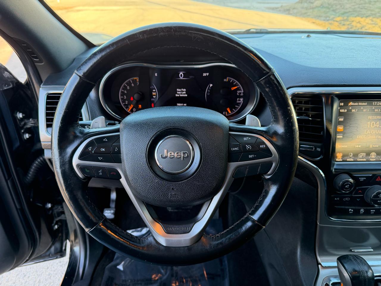 Jeep Grand Cherokee Laredo 4WD 2017