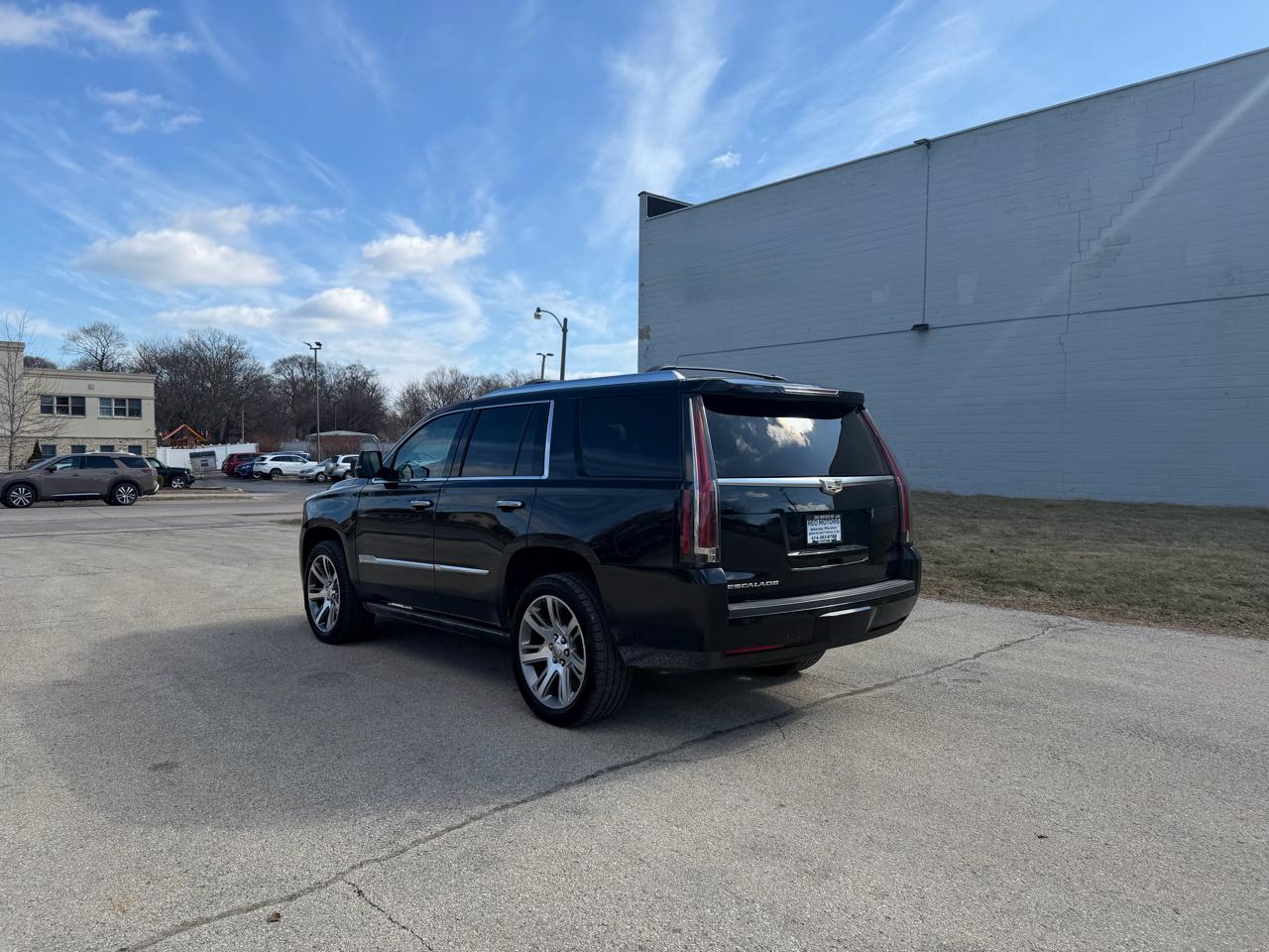 Cadillac Escalade Premium 4WD 2016