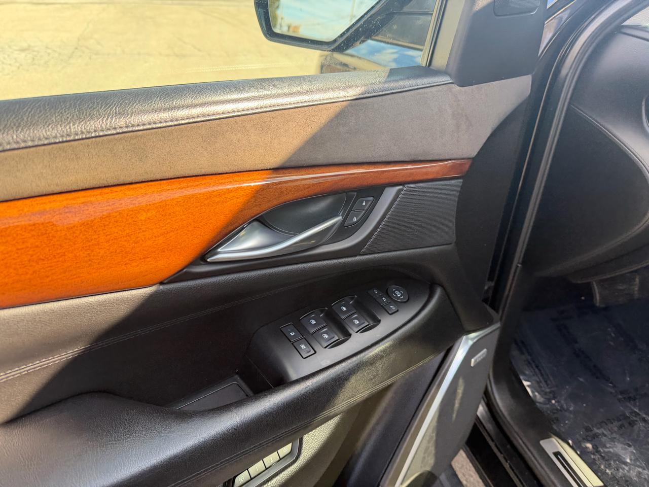 Cadillac Escalade Premium 4WD 2016