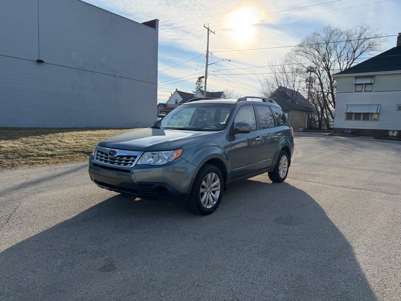 Subaru Forester 2.5X Premium 2013