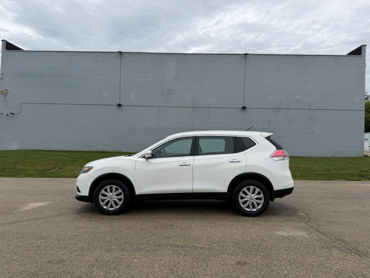 Nissan Rogue S AWD 2014