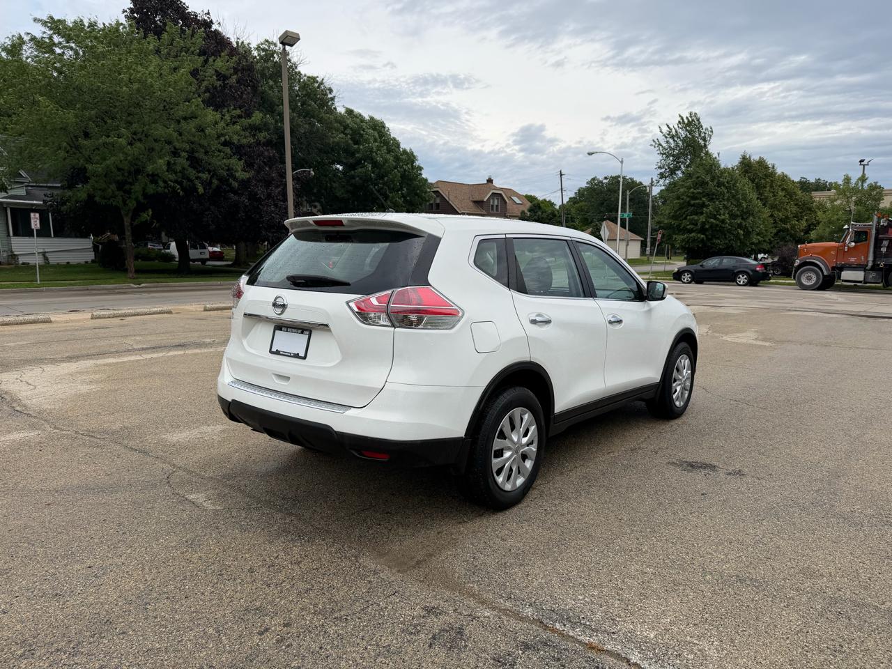 Nissan Rogue S AWD 2014