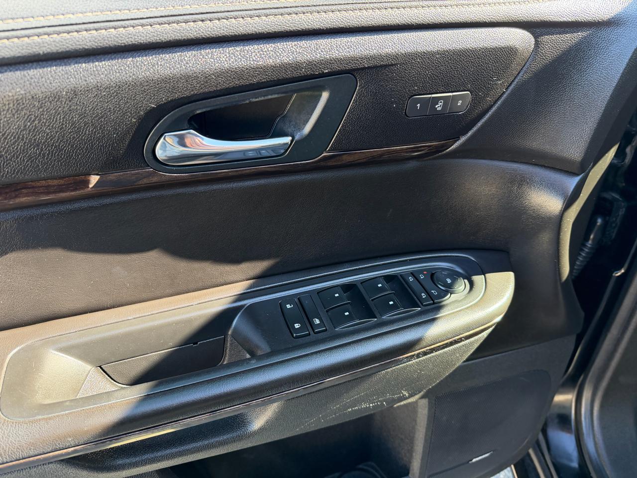 GMC Acadia Denali AWD 2016