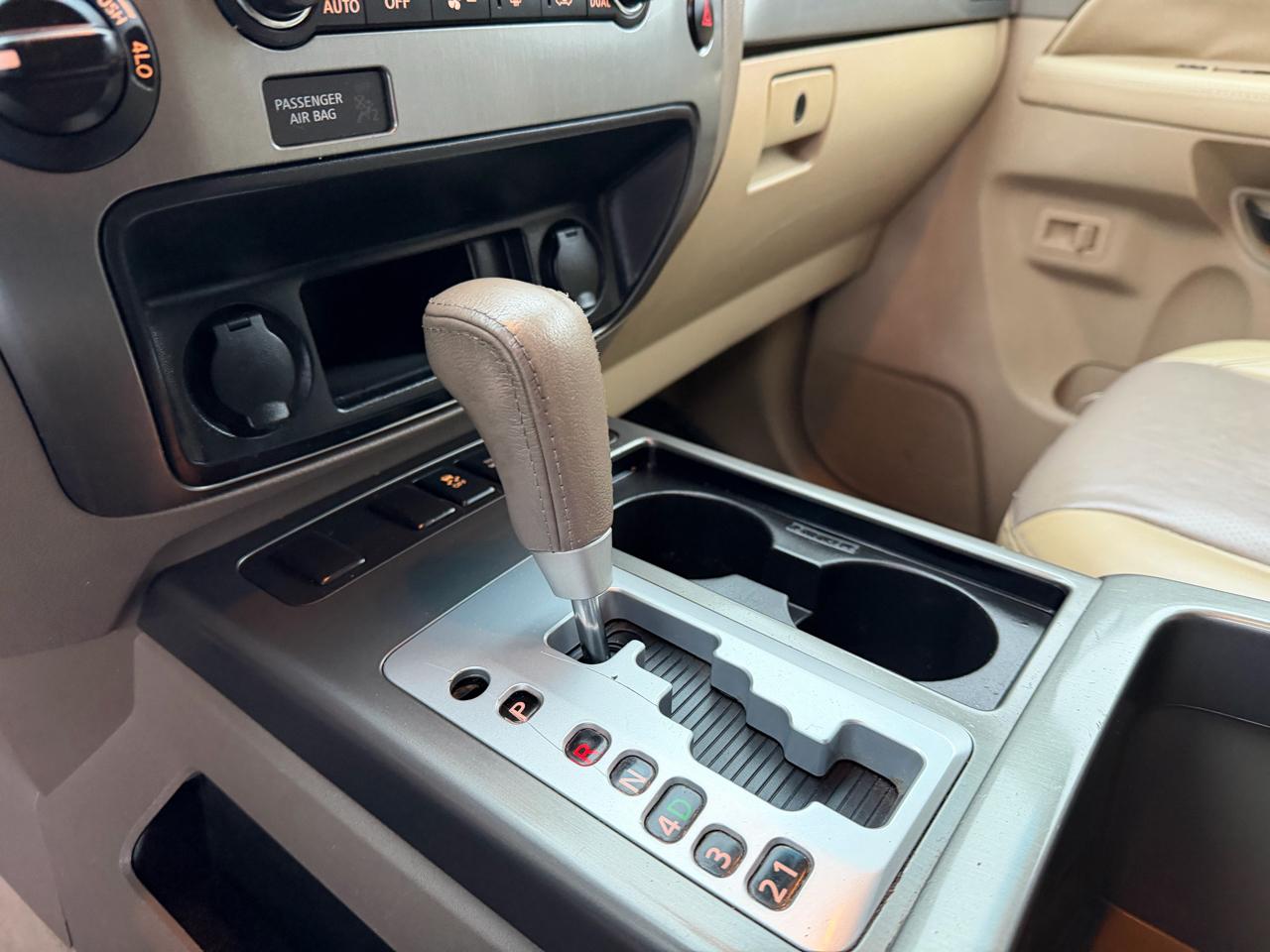 Nissan Armada SL 4WD 2013