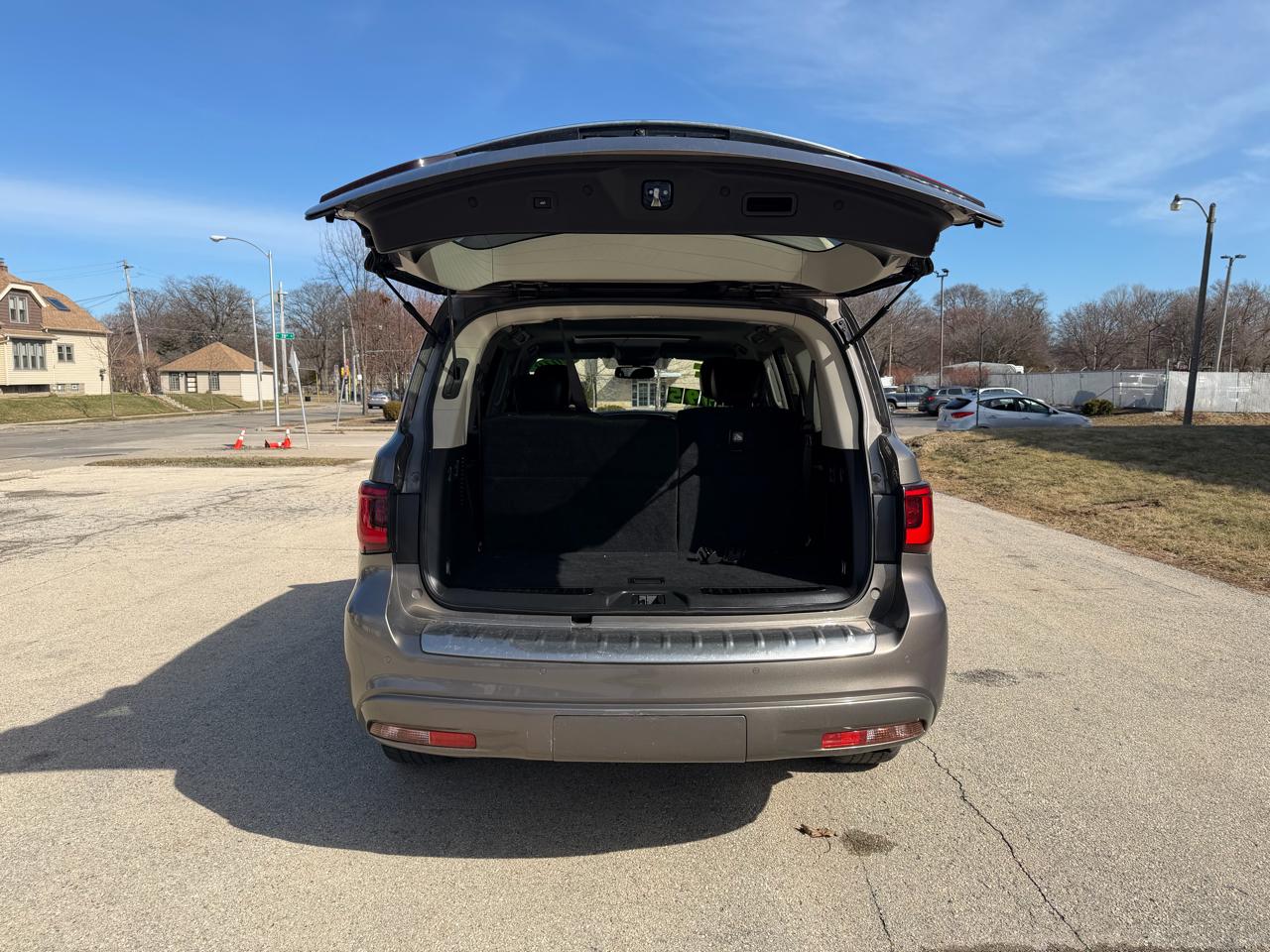 Infiniti QX80 Limited 4WD 2019