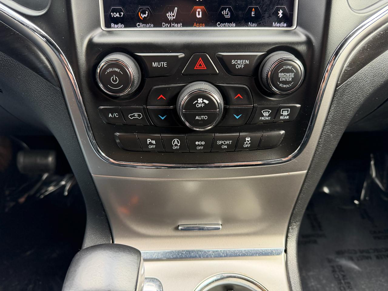 Jeep Grand Cherokee Laredo 4WD 2018