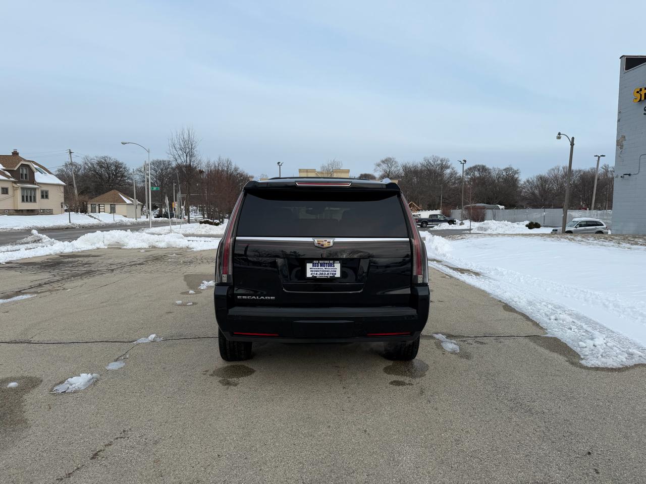 Cadillac Escalade Luxury 4WD 2016