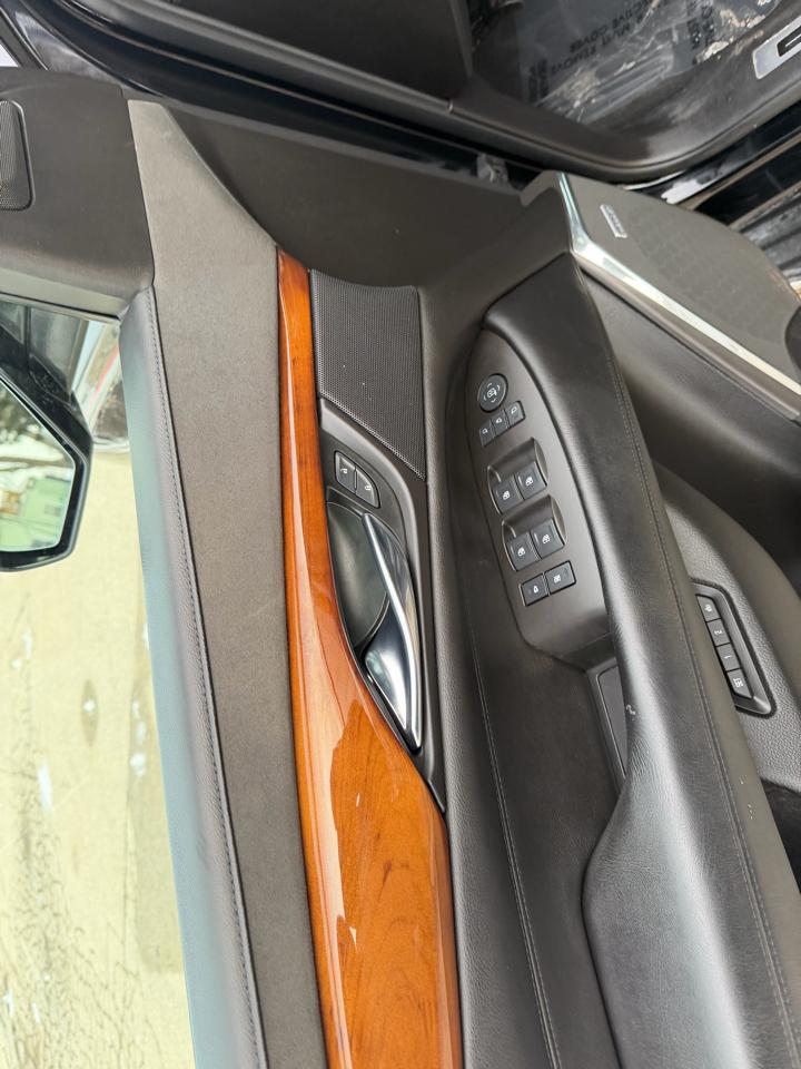 Cadillac Escalade Luxury 4WD 2016