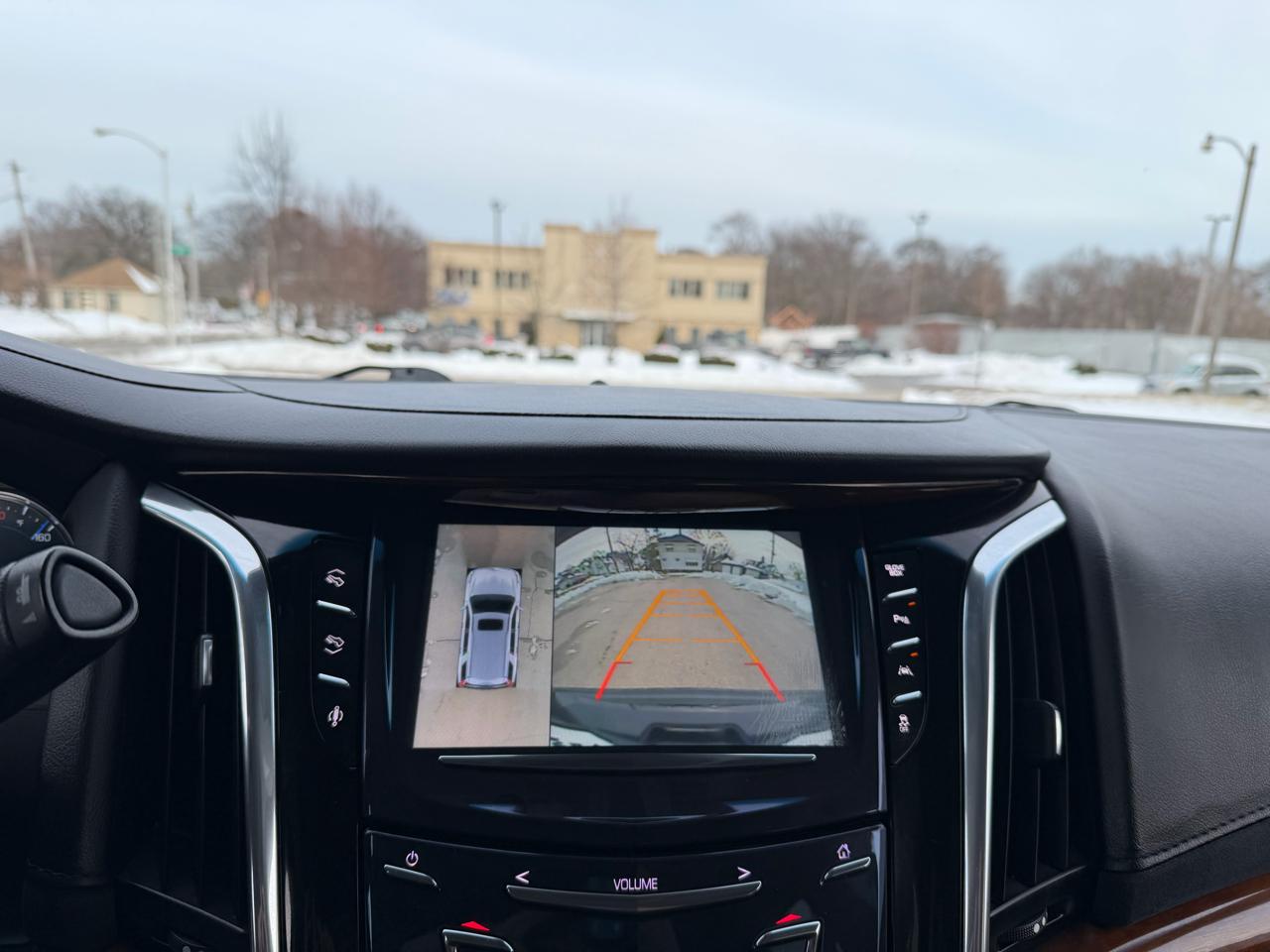 Cadillac Escalade Luxury 4WD 2016