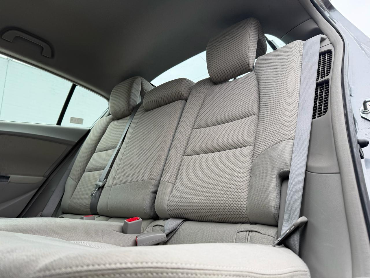 Honda Insight EX with Navigation 2011