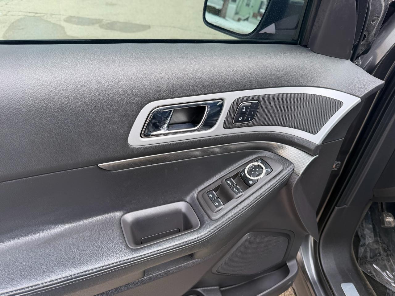 Ford Explorer Sport 4WD 2015