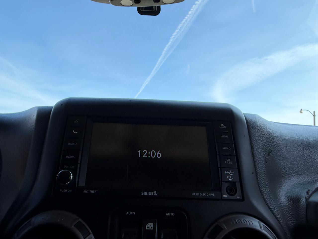 Jeep Wrangler Unlimited Sport 4WD 2017