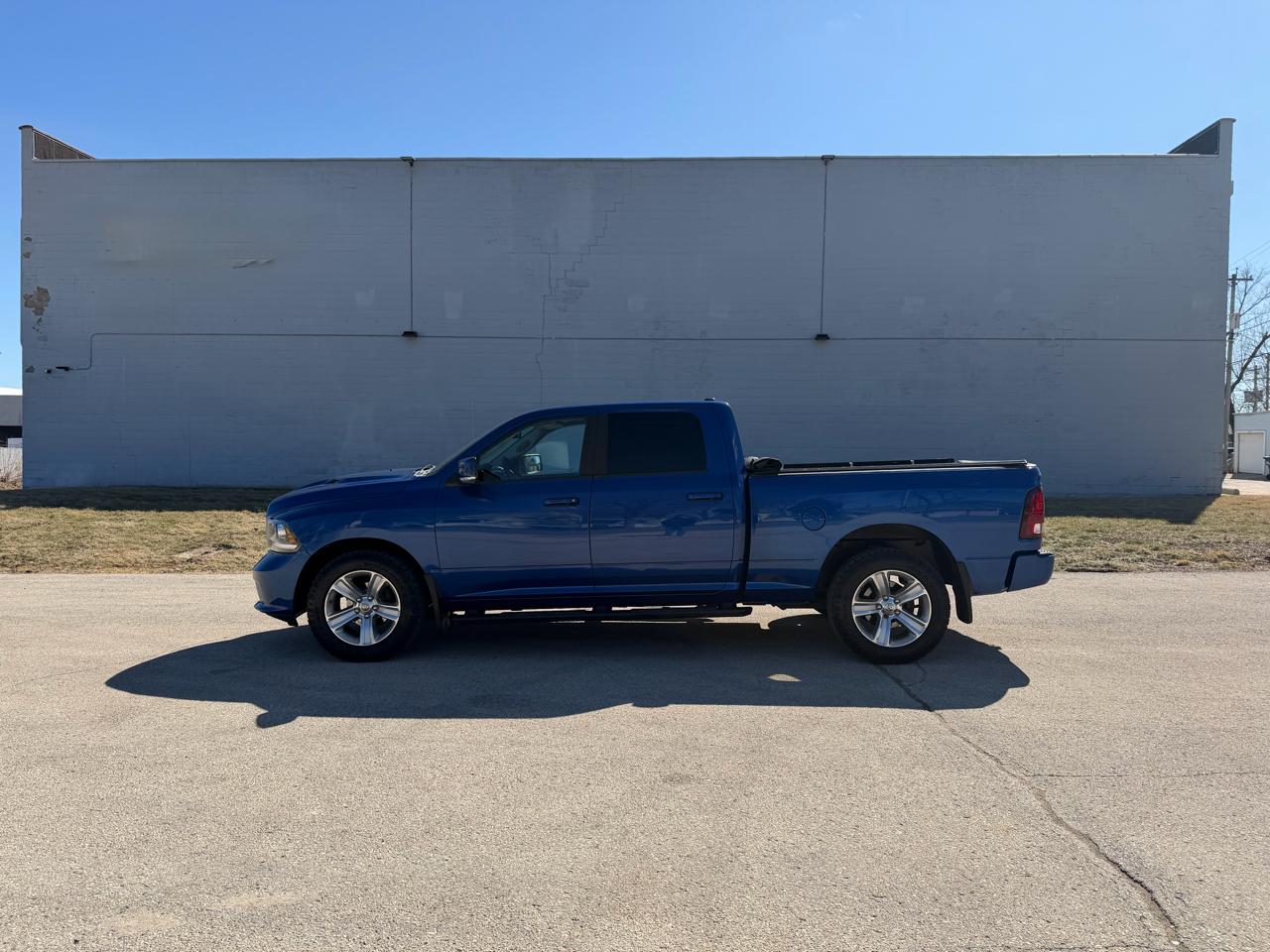 RAM 1500 Sport Crew Cab LWB 4WD 2014