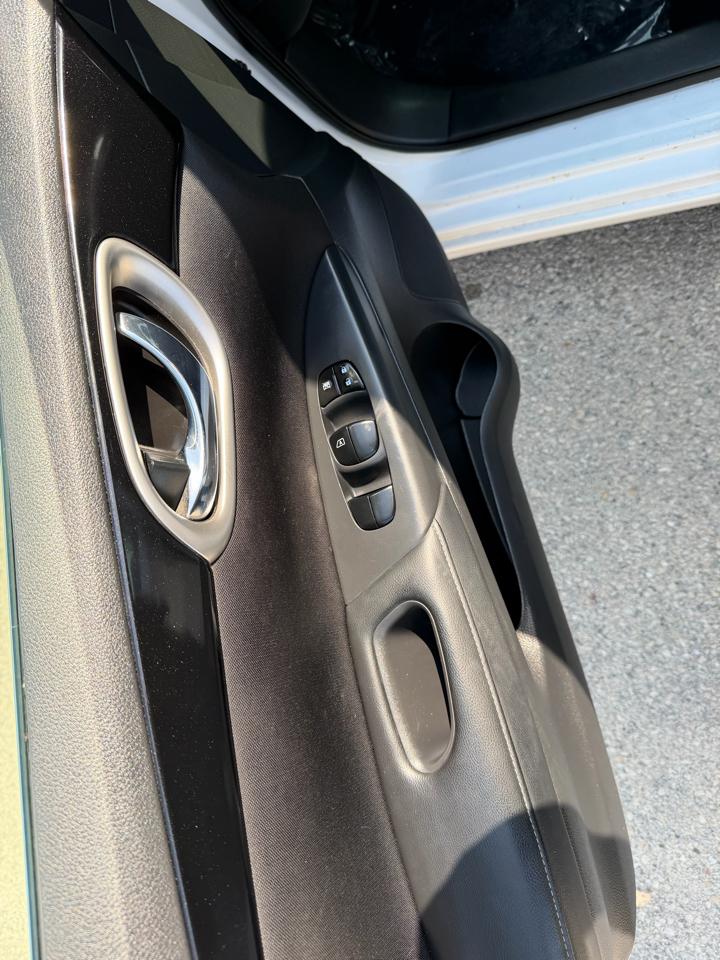 Nissan Sentra S 6MT 2017