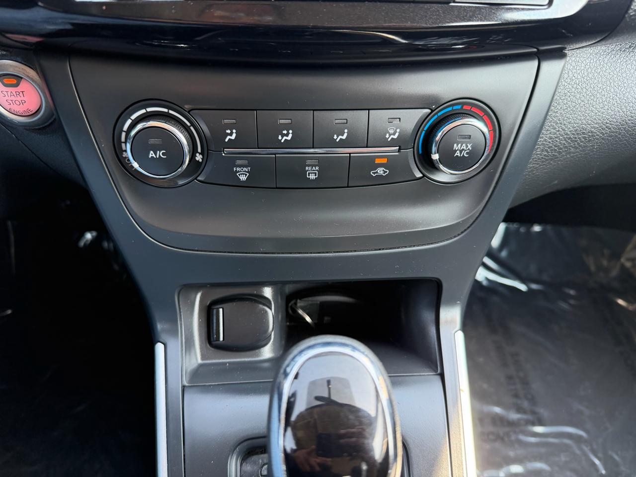 Nissan Sentra S 6MT 2017