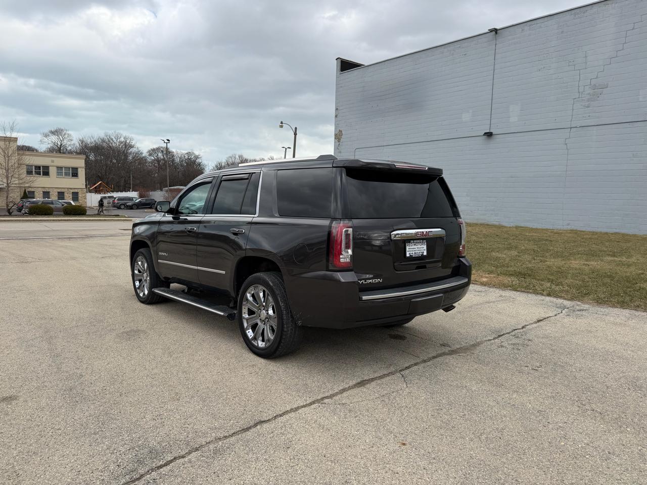 GMC Yukon Denali 4WD 2016