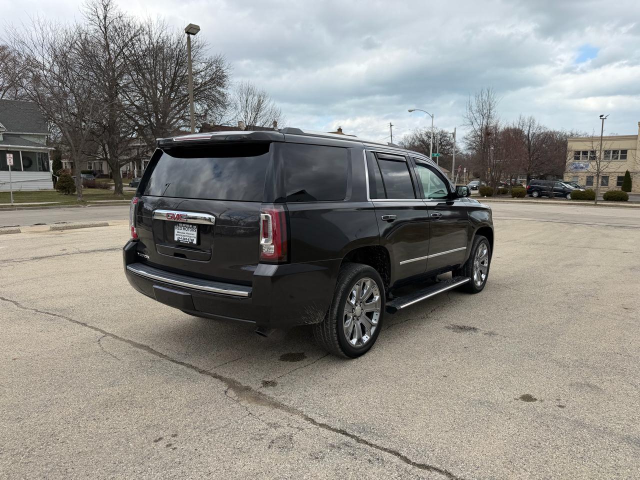 GMC Yukon Denali 4WD 2016