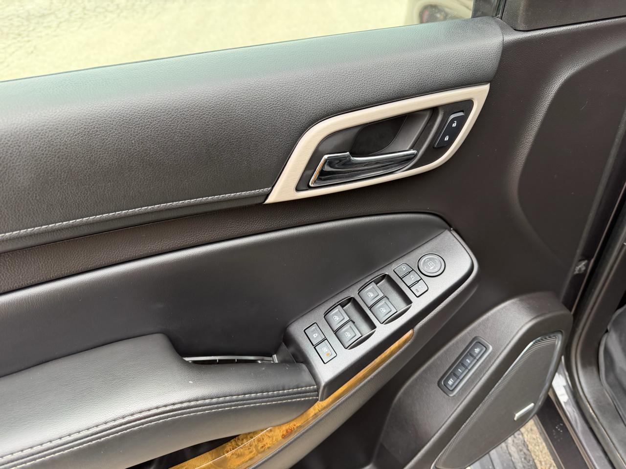 GMC Yukon Denali 4WD 2016