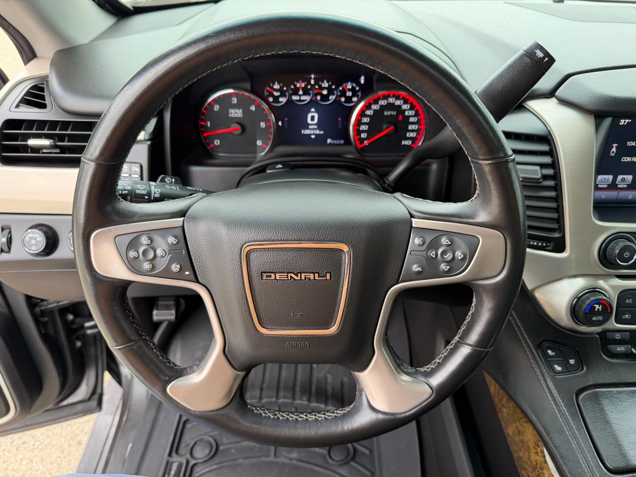 GMC Yukon Denali 4WD 2016