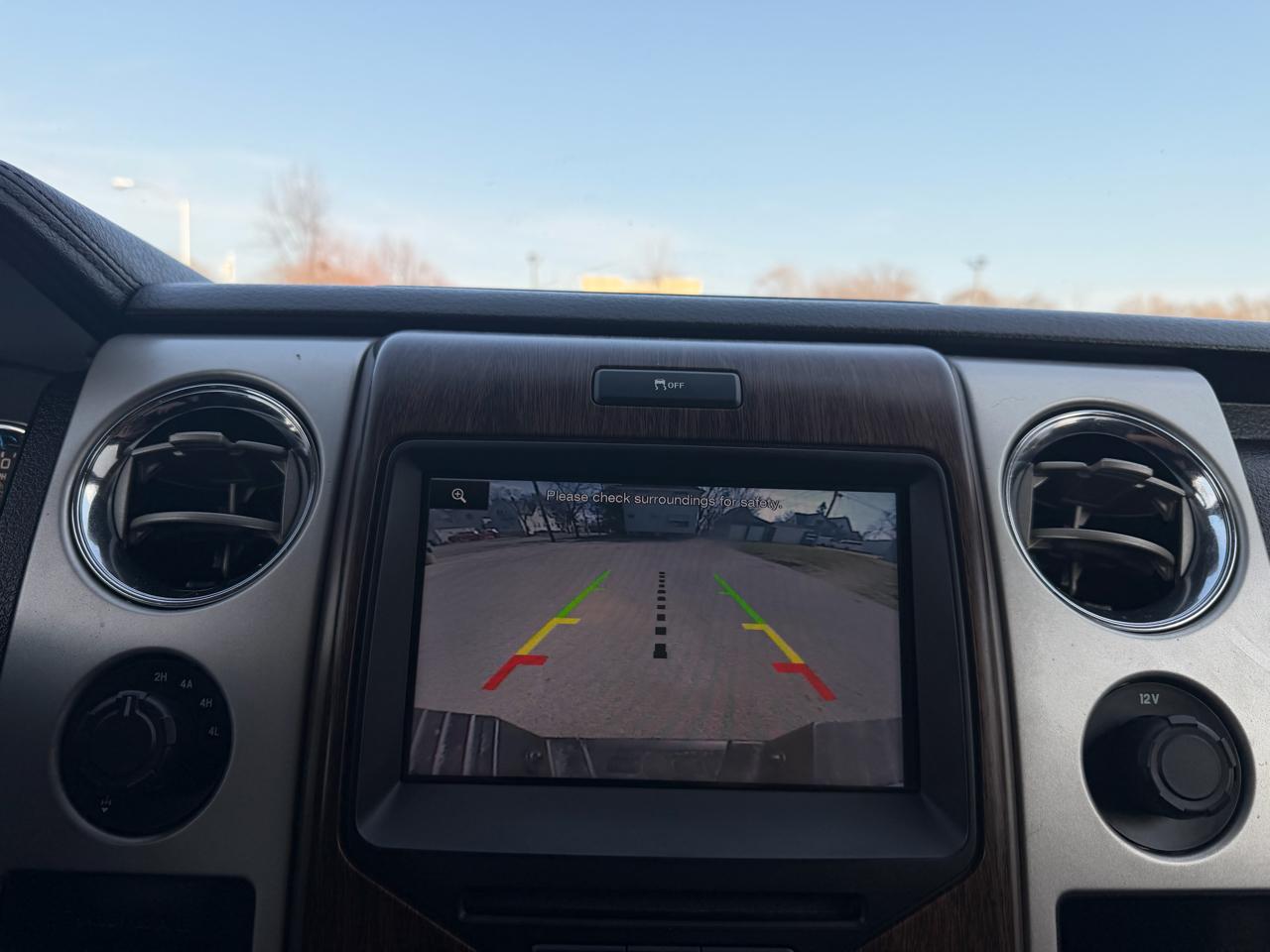 Ford F-150 Platinum SuperCrew 6.5-ft. Bed 4WD 2014