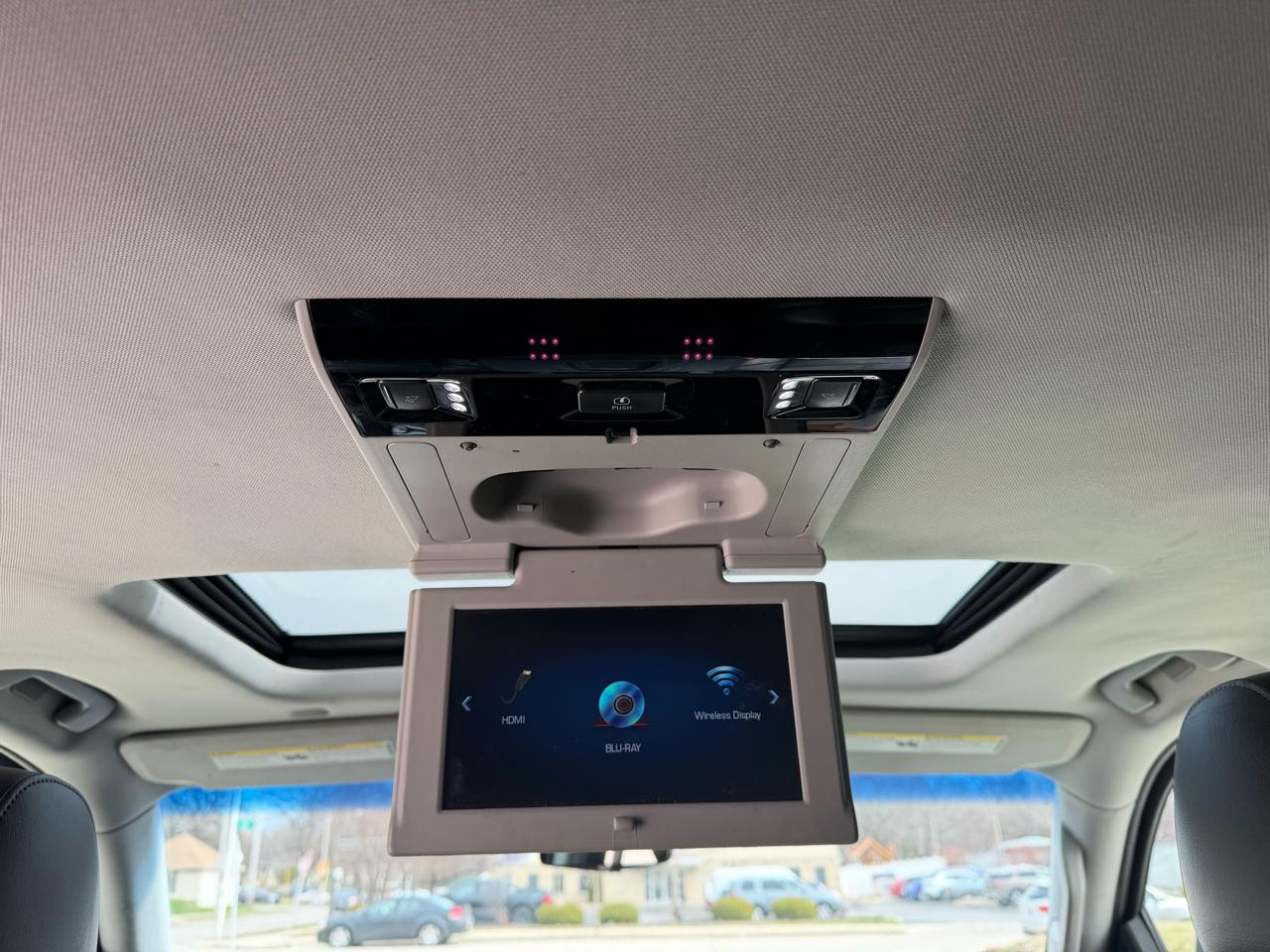 Cadillac Escalade ESV Luxury 4WD 2018