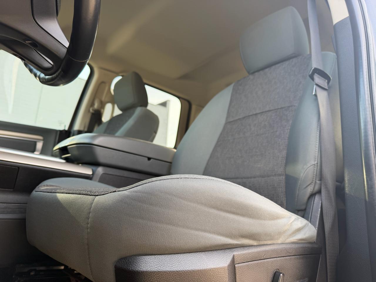 RAM 1500 SLT Crew Cab SWB 4WD 2014