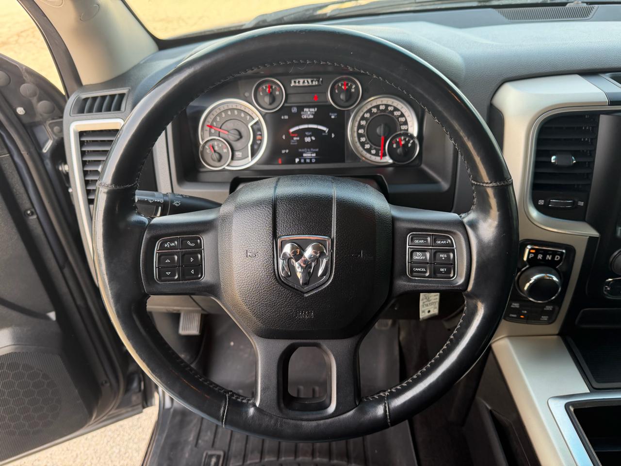 RAM 1500 SLT Crew Cab SWB 4WD 2014