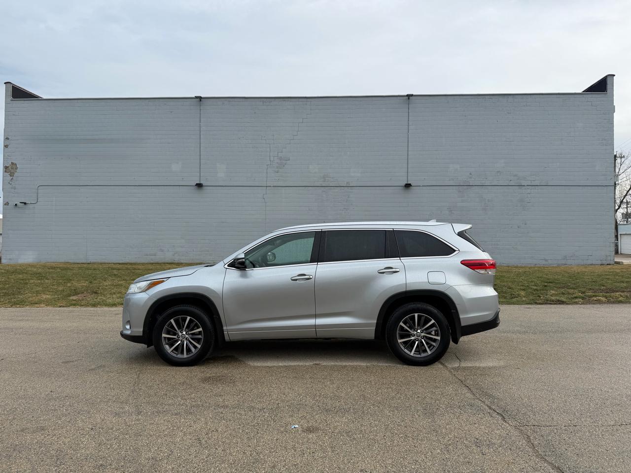 Toyota Highlander SE AWD V6 2018