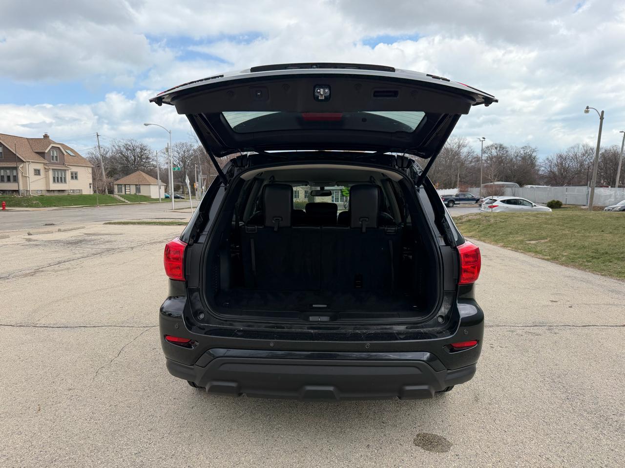 Nissan Pathfinder Platinum 4WD 2018