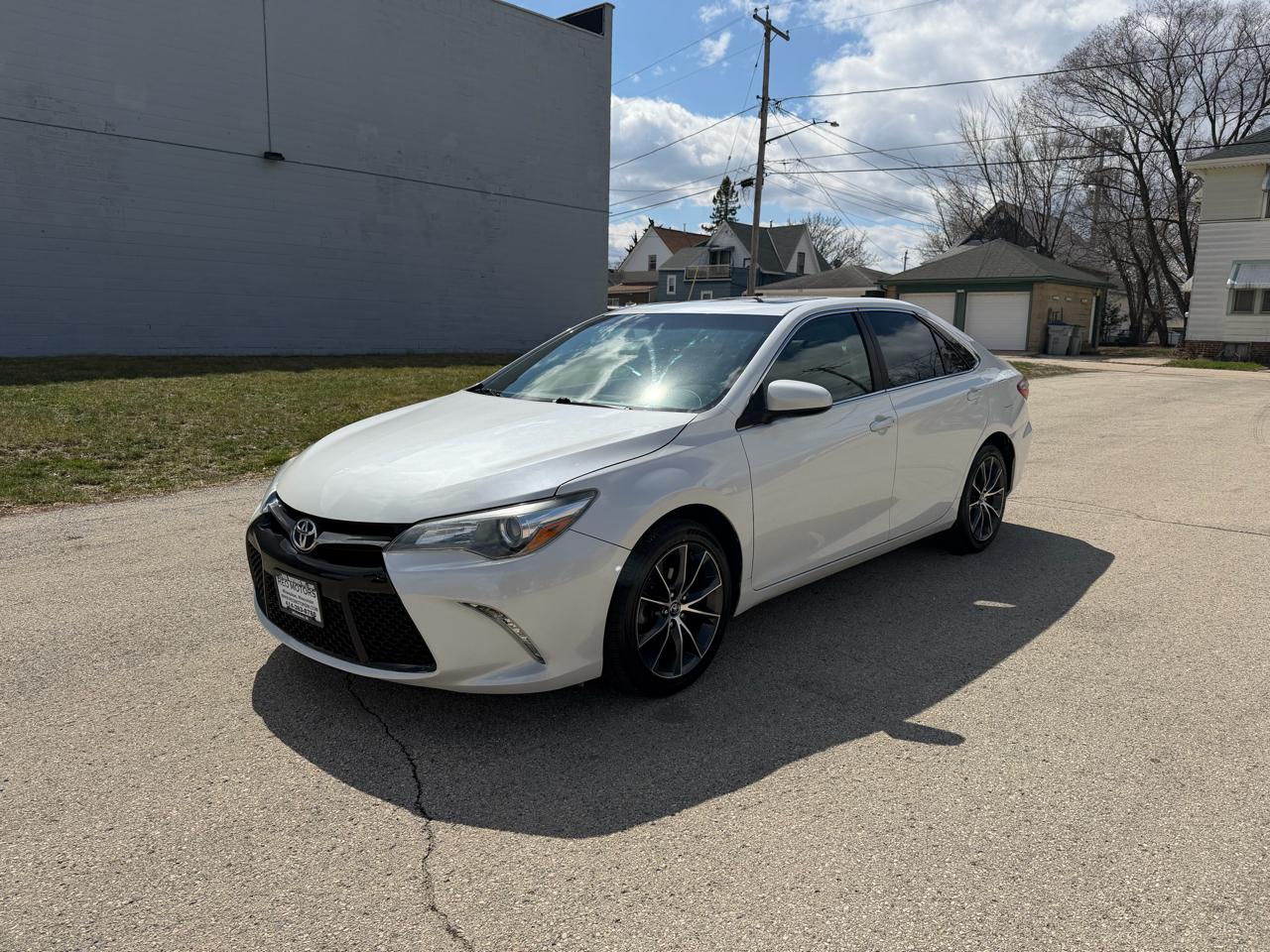 Toyota Camry SE 2015
