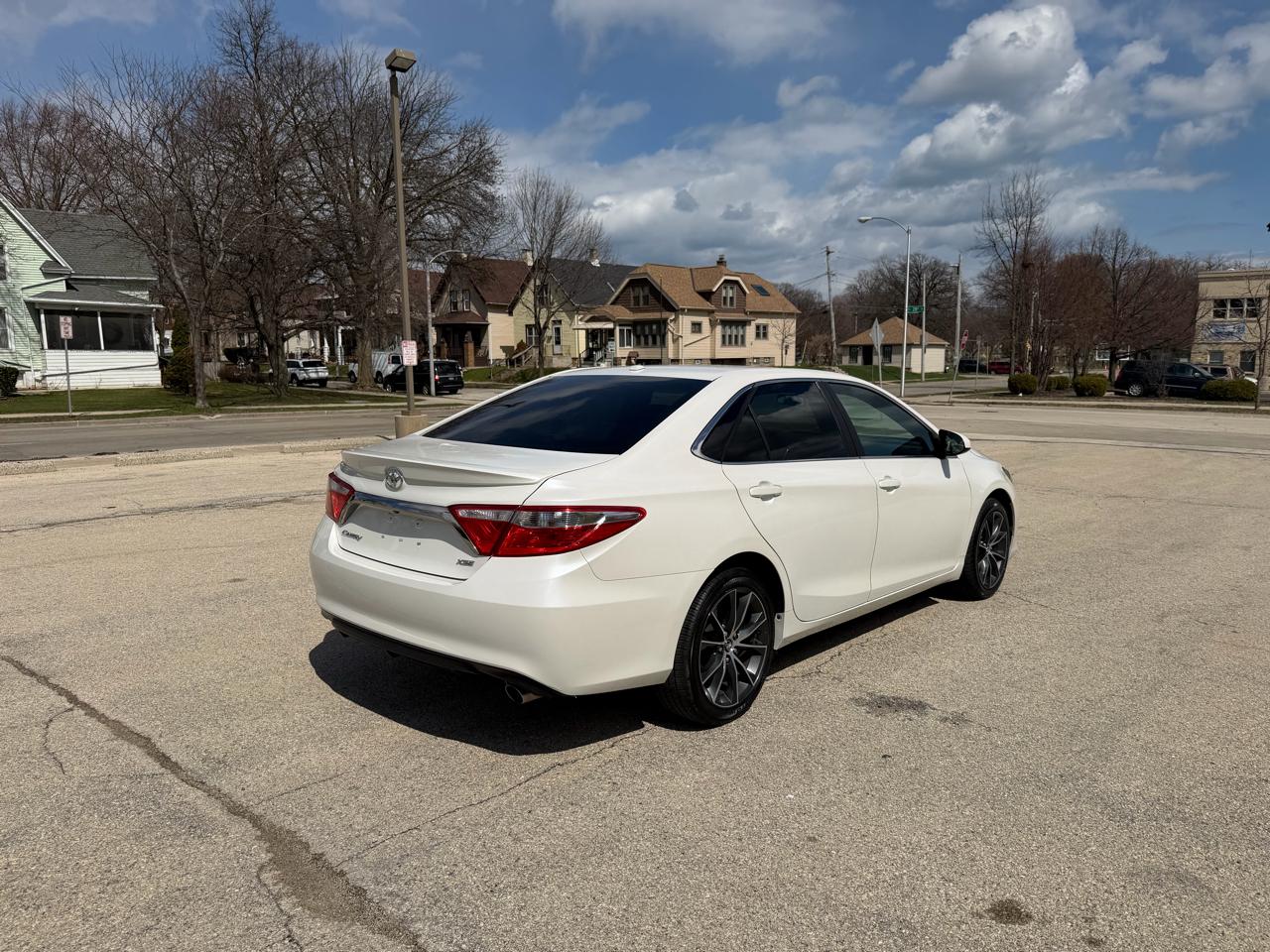 Toyota Camry SE 2015